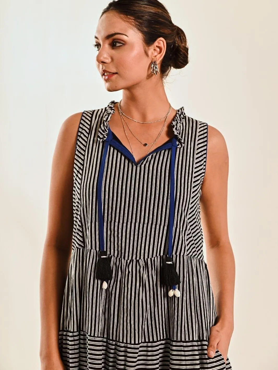 Black & White Striped Print Sleeveless Cotton Long Dress