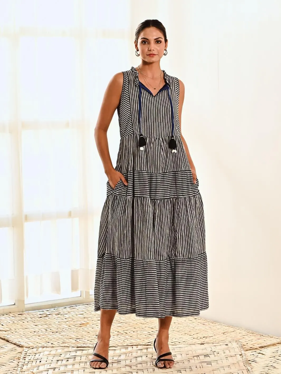 Black & White Striped Print Sleeveless Cotton Long Dress