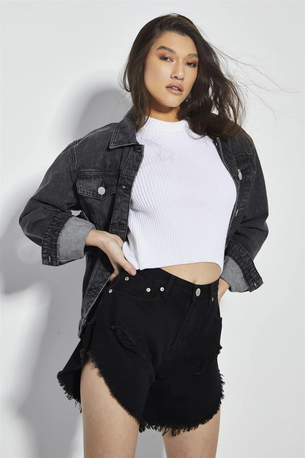 Black High-Waisted Distressed Denim-Shorts