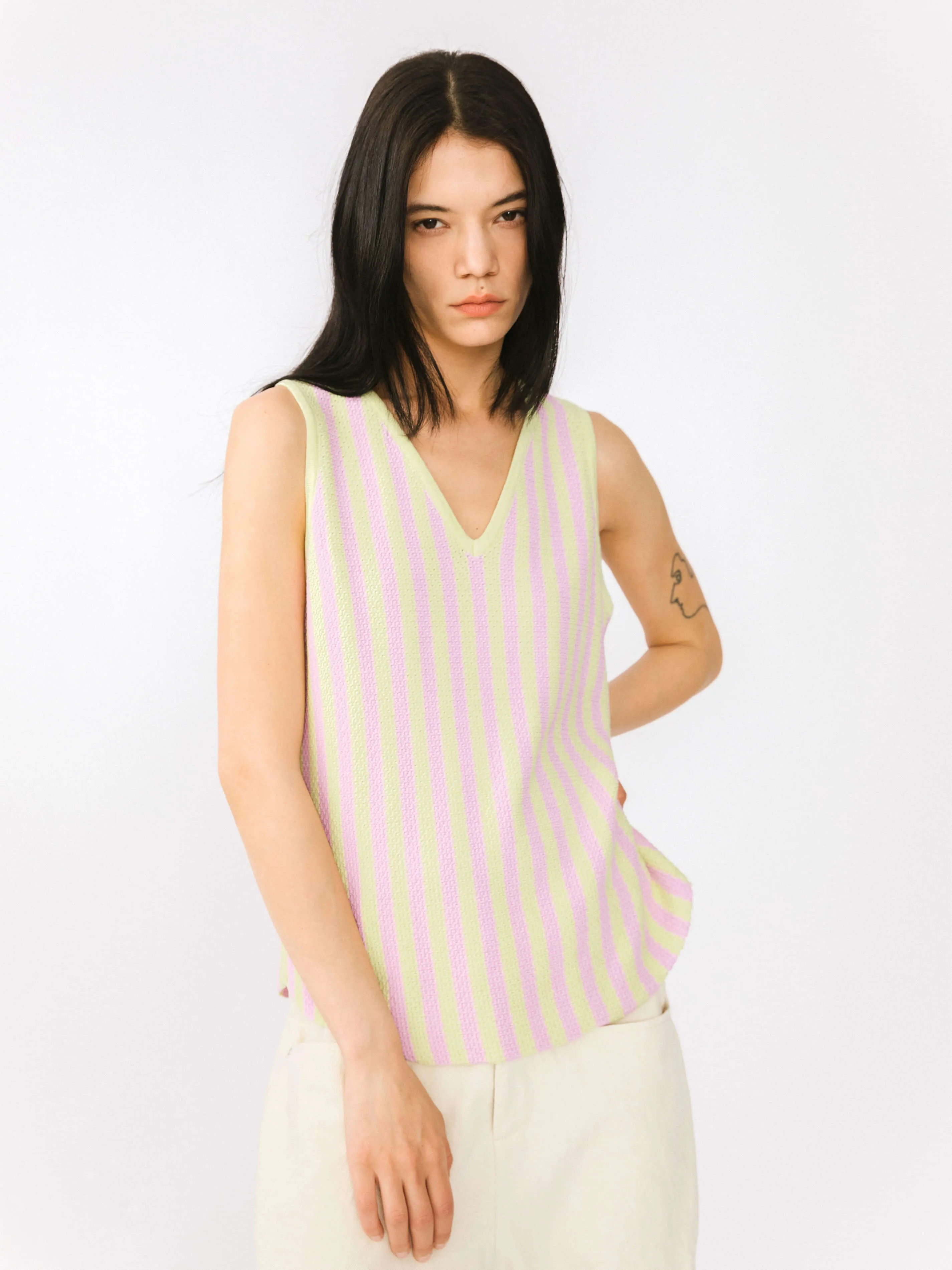 Contrast Color V-neck Loose Knit Tank Top