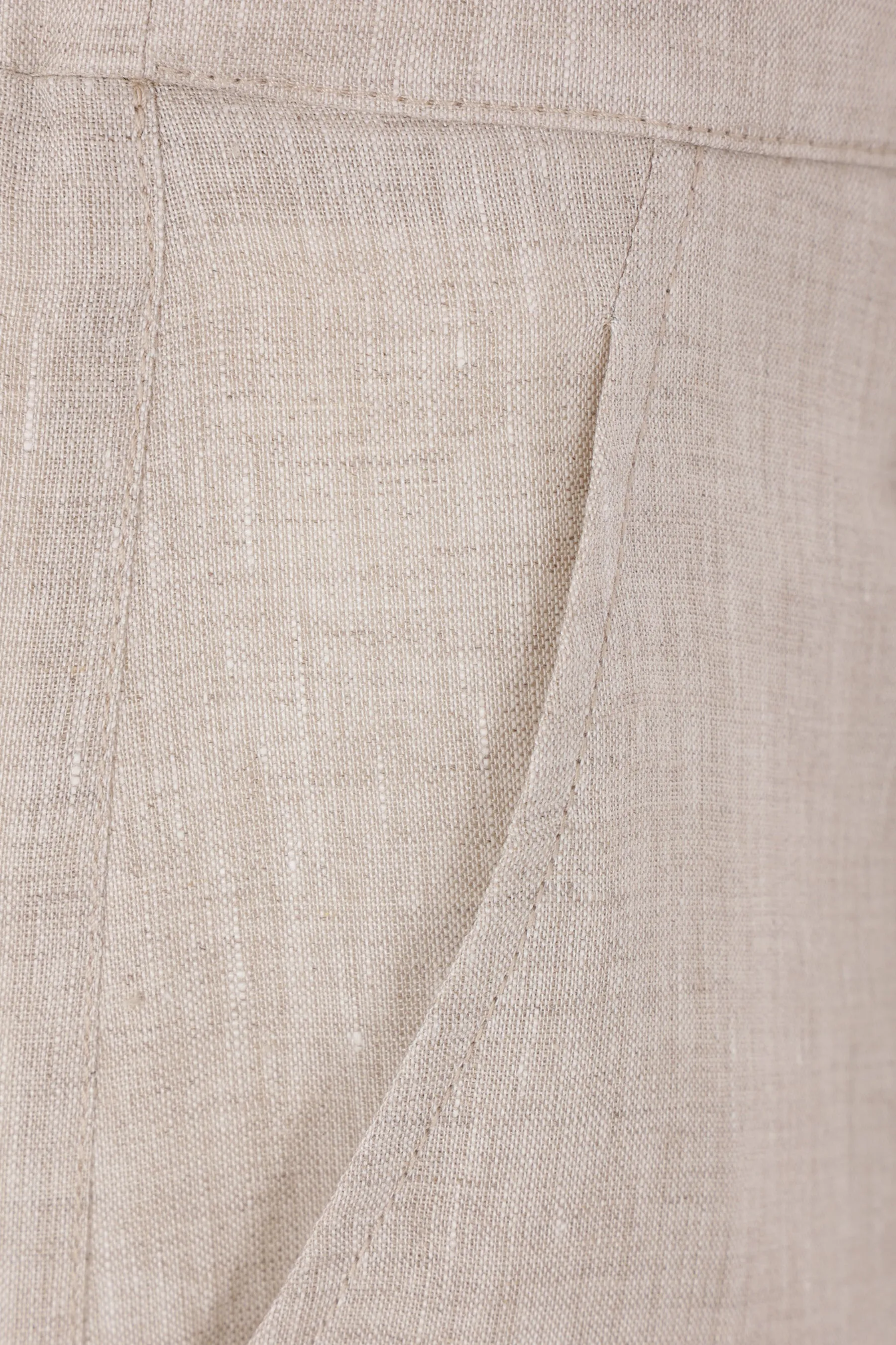 Darted Linen Shorts