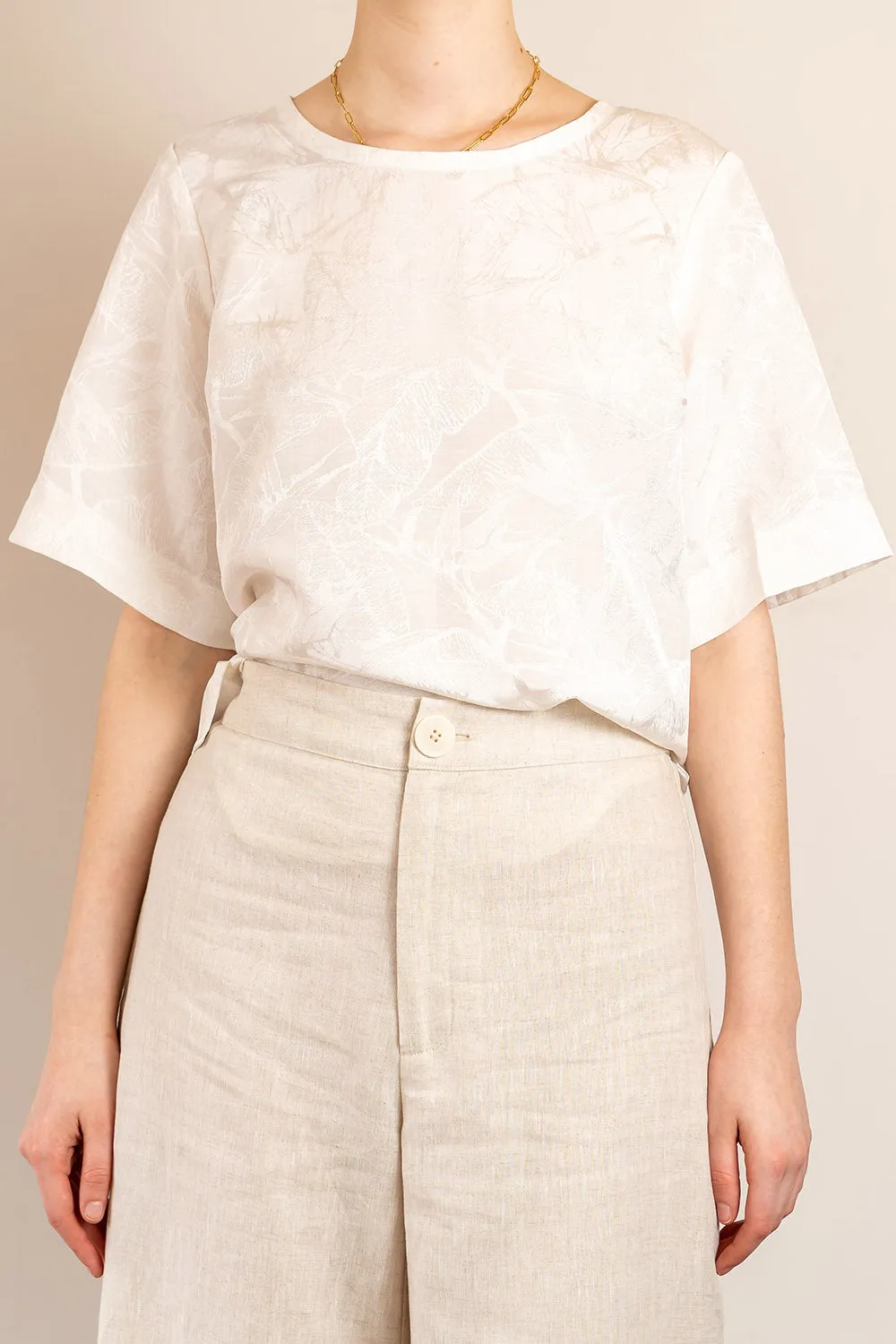 Eden Top - White Folliage