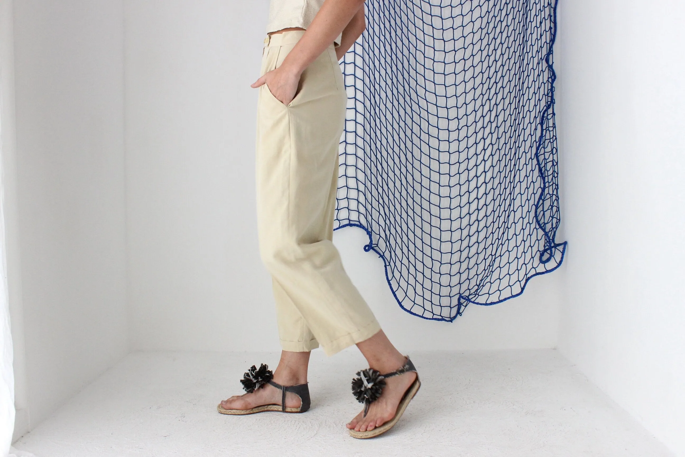FOUND IN GREECE 90s Cream Crepe Cropped Trousers