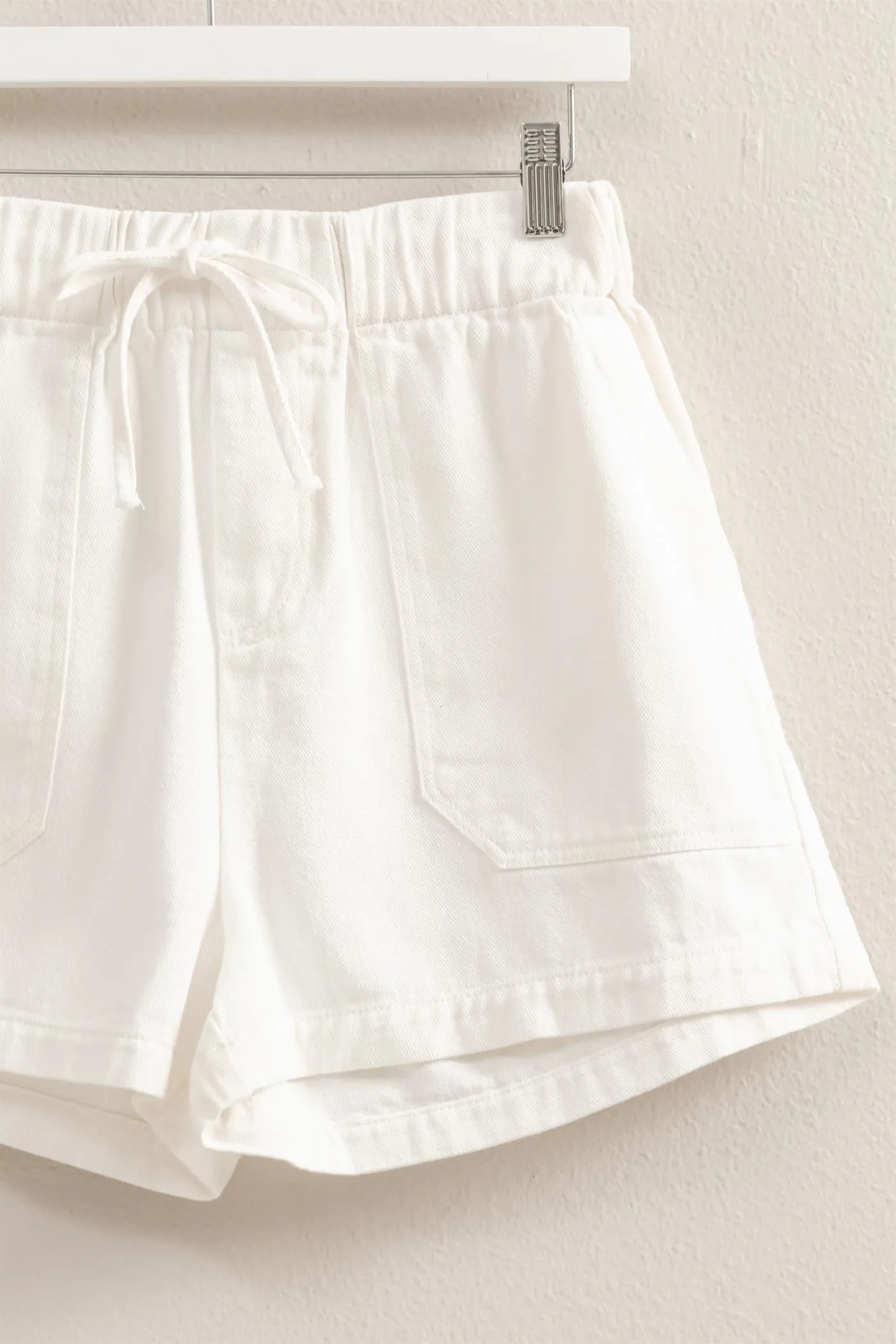 HF24C775-Enzyme Wash Denim Shorts