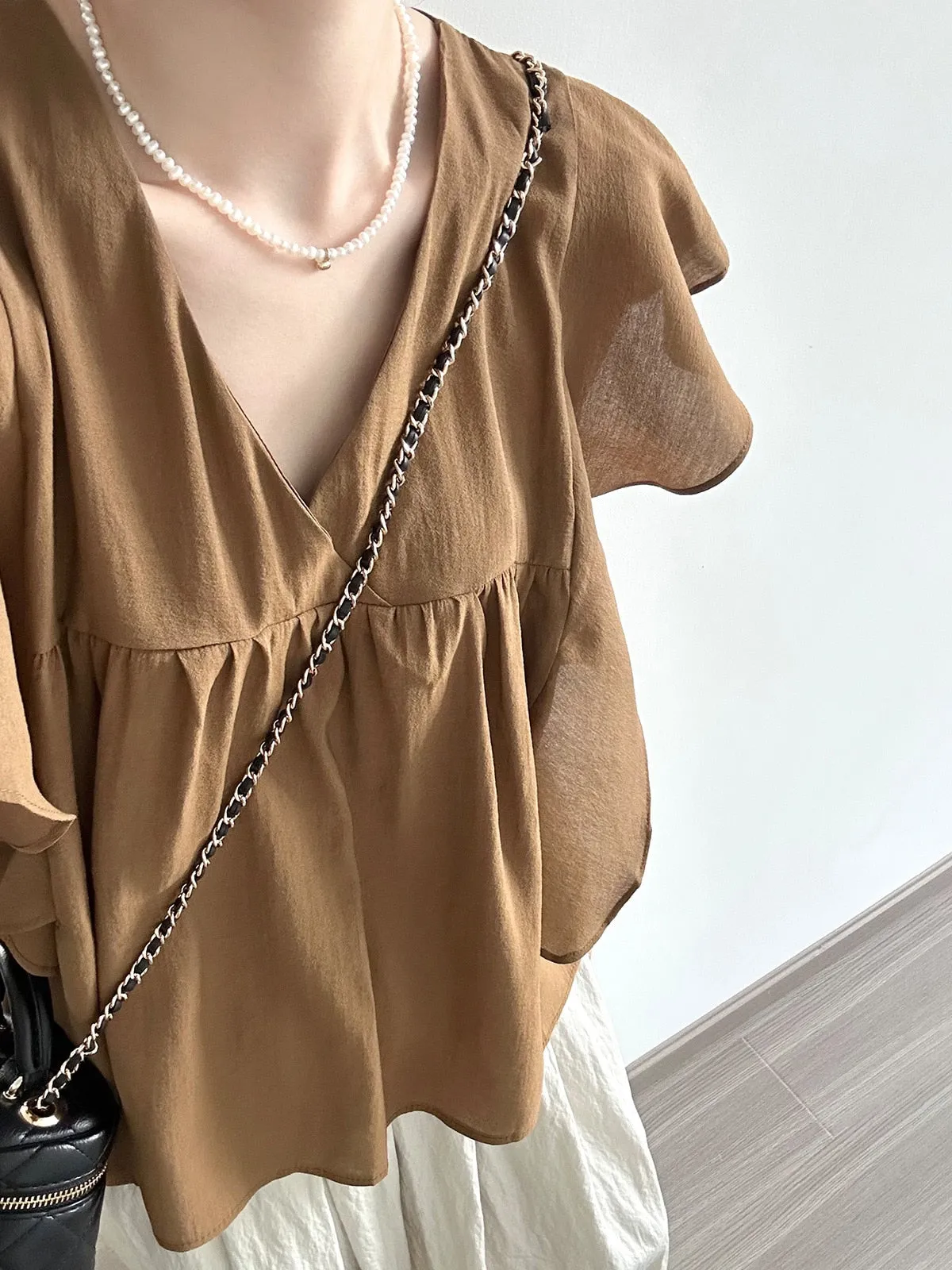 [Korean Style] Brown V-neck Ruffled Blouse