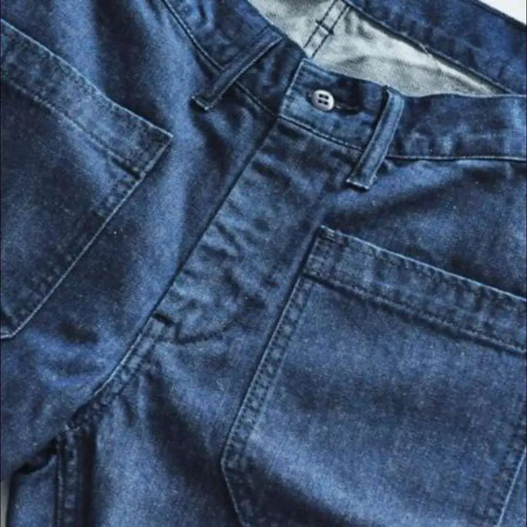 Mid-waist denim shorts
 for men