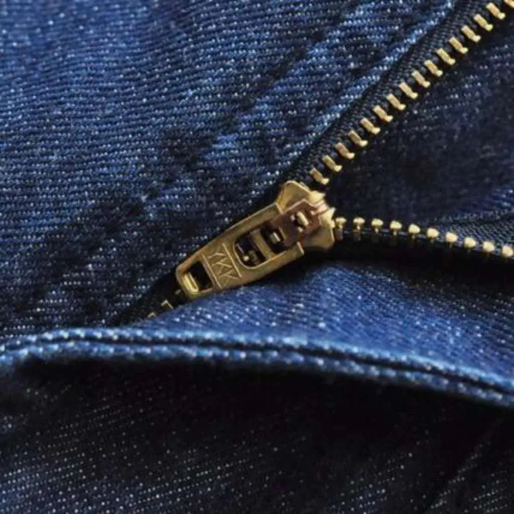 Mid-waist denim shorts
 for men