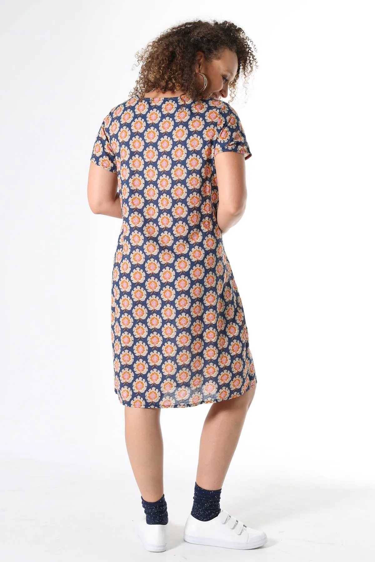 Olga-de-lis Shift Dress in Seersucker