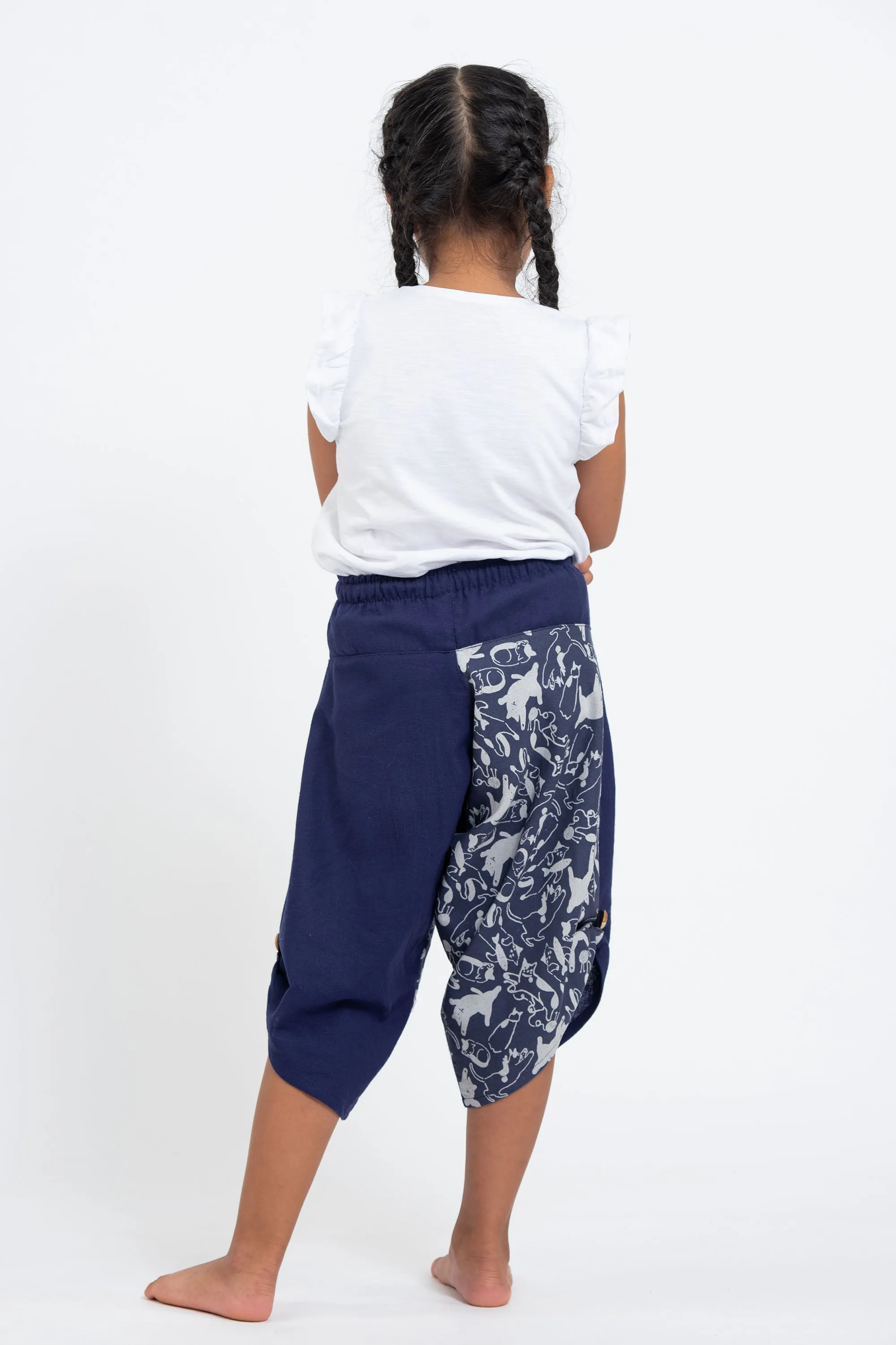 Two Tone Cats Prints Kids Three Quarter Pants in Blue